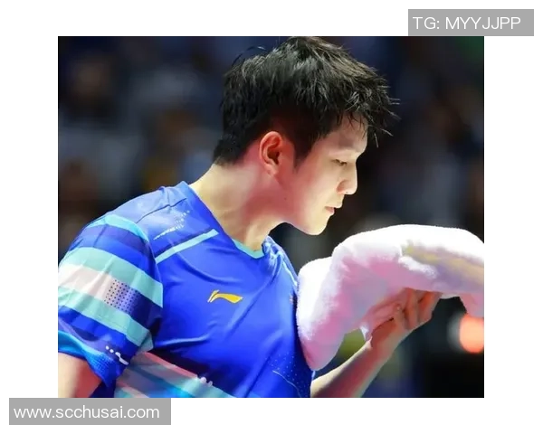 3-0！樊振东晋级欧冠8强，单局红11-1，仿照C罗庆祝，手拉手谢场